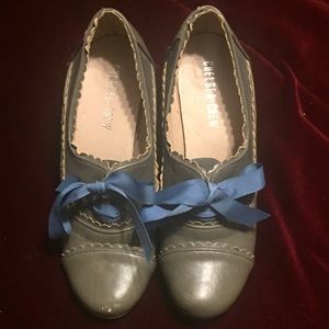 ModCloth Chelsea Crew Madison Mid-Heel Oxfords